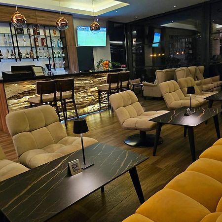 Glorius Hotel Veles Ngoại thất bức ảnh